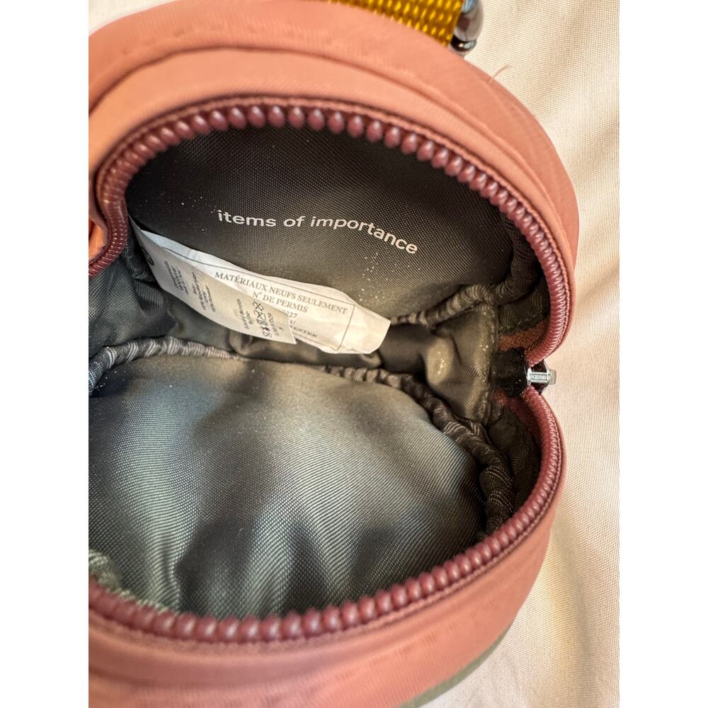 Lululemon Logo Pouch - Picture 8 of 13